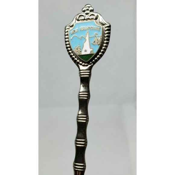 New Hampshire Scallop Shape Collectible Engraved Mini Silver Spoon Home Décor - Picture 8 of 11